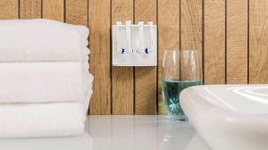 OVIDEN Ovi-One WHITE uchwyt na 4 końcówki do szczoteczek