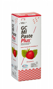 GC MI Paste Plus krem do zębów, truskawka, 40 g