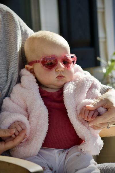 BABIATORS Hearts Fuchsia Haze, okulary przeciwsłoneczne różowe, 0-2 lata