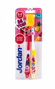 Jordan Step 3 szczoteczka dla uczniów (6-9 lat), korzystne opakowanie 2 sztuki